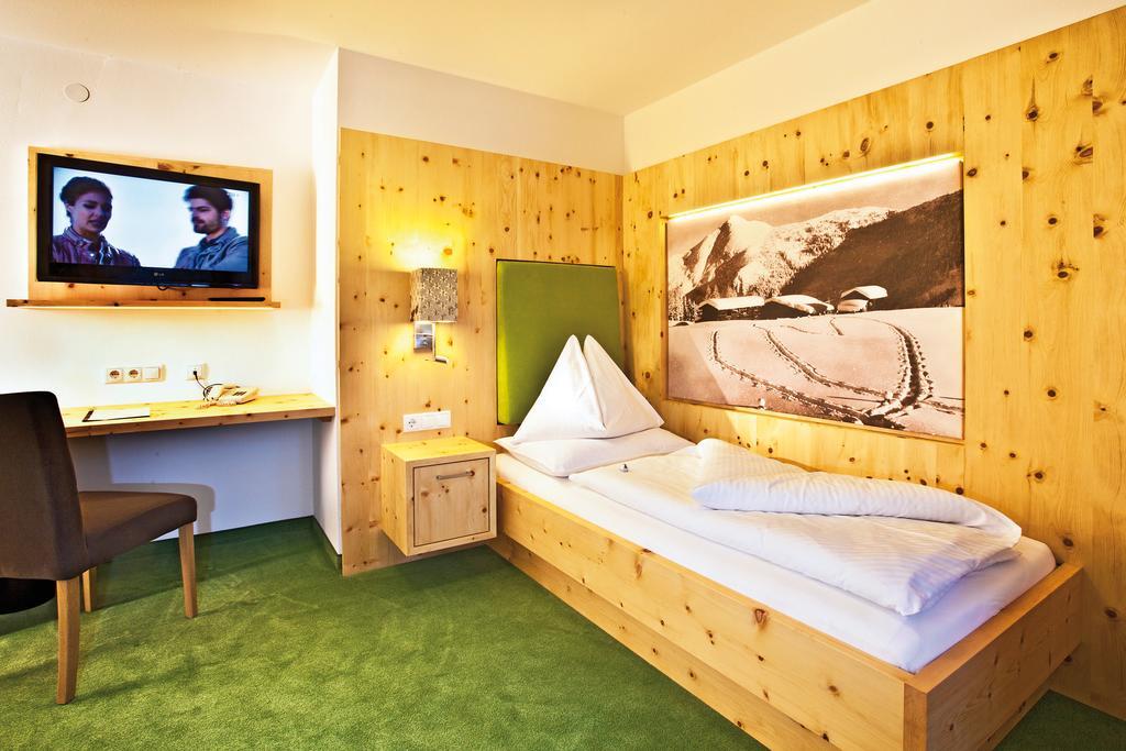 Landhotel Alpenhof Filzmoos Habitación foto
