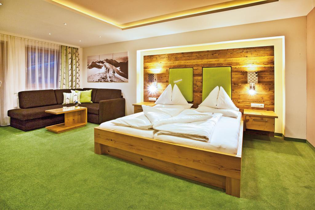 Landhotel Alpenhof Filzmoos Habitación foto